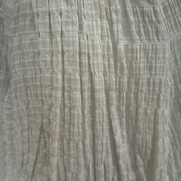 NWT BCBGeneration White Off Open Back Top (Size L) - Picture 10 of 10